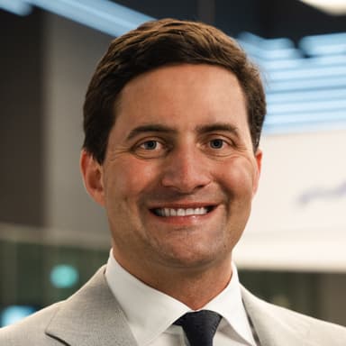 Dr. Stefan Petrikovics